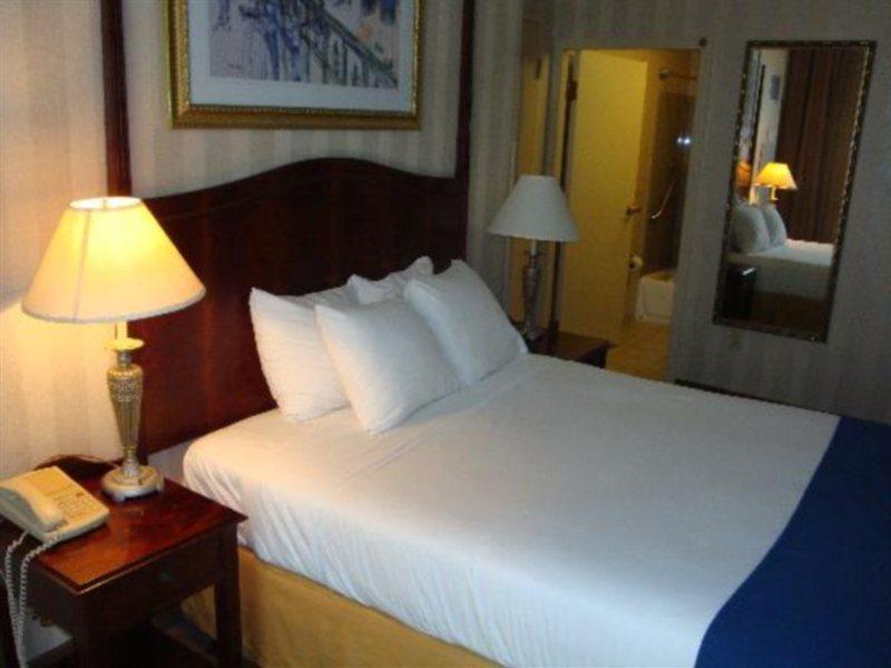 Ac Hotel By Marriott New Orleans French Quarter Exterior foto